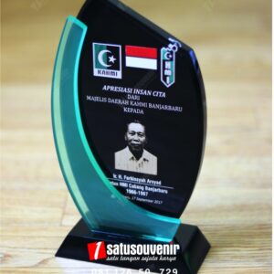 Plakat Akrilik Apresiasi Insan Citra Kahmi