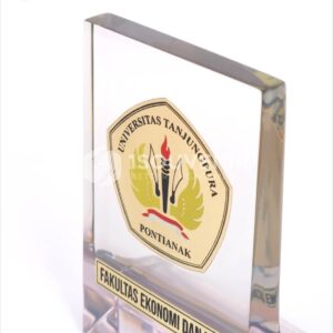 Plakat Resin Universitas Tanjungpura Pontianak